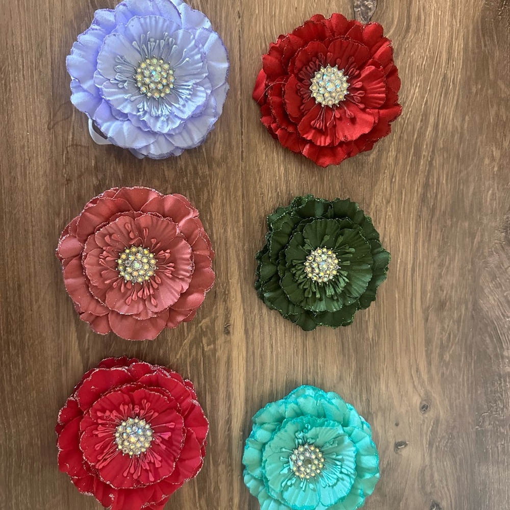 Set of 6 Tieks boxes and flower toppers. - Picture 3 of 3